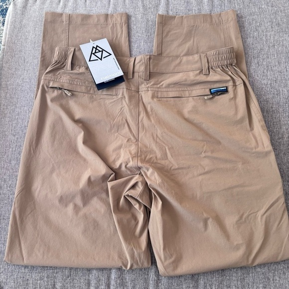 Haimont Men's Hiking Pants with 6 Zip Pockets, Medium - Picture 4 of 10